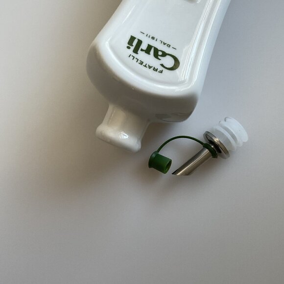 NEW FRATELLI CARLI OLIVE OIL DISPENSER BOTTLE - Picture 5 of 10